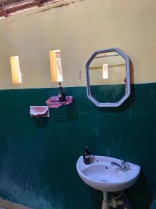 Bilik mandi di Garden Cottage +12 gambar
