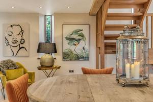 Χώρος καθιστικού στο Hilltop View with Hot Tub +65 φωτογραφίες