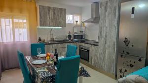 Küche/Küchenzeile in der Unterkunft Casa Diana by HelloApartments