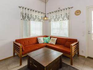 Posezení v ubytování Holiday Home Kaisla by Interhome