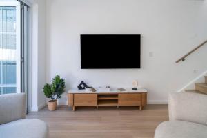 TV o dispositivi per l'intrattenimento presso Tranquil Haven in Balmain