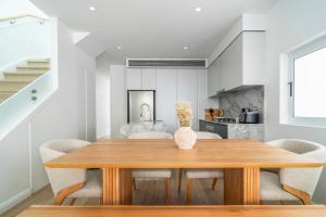 Cucina o angolo cottura di Tranquil Haven in Balmain