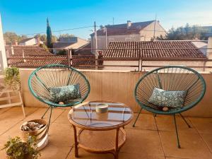 Μπαλκόνι ή βεράντα στο L'AMOUREUX DE NIMES : P3 + parking privé