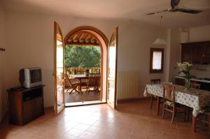 Kuchyň nebo kuchyňský kout v ubytování Agriturismo Podere Gozzuto