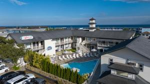 Bazén v ubytování A Wave Inn - Montauk nebo v jeho okolí