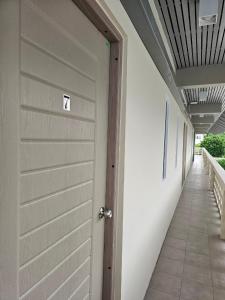 Fotografie z fotogalerie ubytování โรงแรมดีรูม D Room v destinaci Samut Prakan