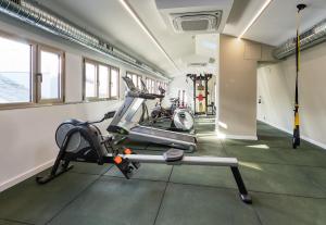 Fitness centrum a/nebo fitness zařízení v ubytování Monte Triana