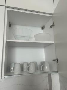 Kuchyň nebo kuchyňský kout v ubytování Starry Bay luxury home