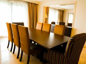 Χώρος καθιστικού στο Abuja Continental Hotel