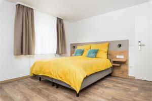 Postel nebo postele na pokoji v ubytování Hotel zur Traube