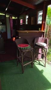 Φωτογραφία από το άλμπουμ του Petite Maison Atypique En Bois σε Le Petit Brûlé