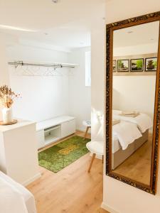 Postel nebo postele na pokoji v ubytování Ferienwohnung Fröhlich + 5 fotografií