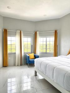Katil atau katil-katil dalam bilik di MisBHaven Resort and Spa