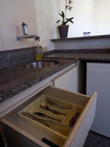 A cozinha ou cozinha compacta de Cheverny Apart Hotel