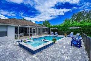 Kolam renang di atau dekat dengan Briarwood Bliss Home Heated Pool and Spa