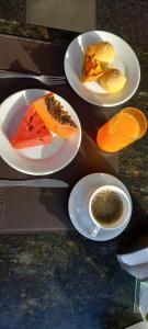 Comida no hotel ou em algum lugar perto