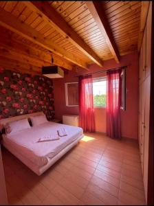 Gambar di galeri bagi Castelo Chalet Chios di Chios