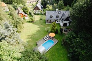 Bazén v ubytování Forest View Cottage nebo v jeho okolí