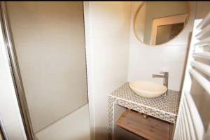 Φωτογραφία από το άλμπουμ του T2 Rez de jardin accès direct plage σε Le Barcarès