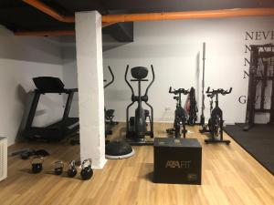 Fitnesscentret og/eller fitnessfaciliteterne på MiCampus Burjassot 1 Student Residence + 10 billeder