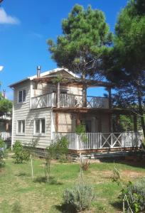 Το κτήριο όπου στεγάζεται  η βίλα