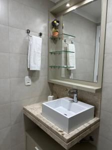O baie la Apartamento acolhedor ideal para um casal +9 fotografii