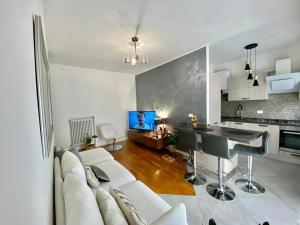 Kuchyň nebo kuchyňský kout v ubytování Giuggiola Apartment