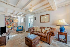 Μια τηλεόραση ή/και κέντρο ψυχαγωγίας στο Pyatt's Pad