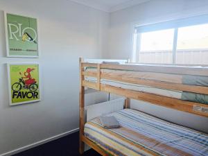 Postel nebo postele na pokoji v ubytování Nagambie Lakes