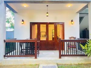 Fotografie z fotogalerie ubytování Lawrence Villa v destinaci Weligama