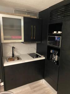 Foto dalla galleria di Apartamento vacacional en el Hotel Dynasty , Habitación tipo Estudio PRIVADO a Porlamar
