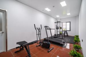 Fitness centrum a/nebo fitness zařízení v ubytování Rezen Select Shanghai International Resort