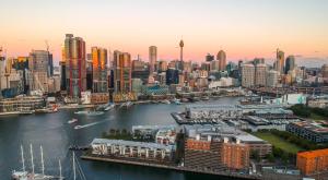 Nespecifikovaný výhled na destinaci Sydney nebo výhled na město při pohledu z penzionu