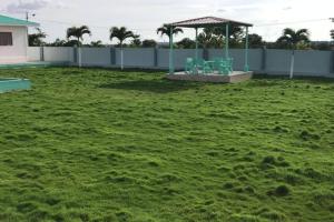 Fotografie z fotogalerie ubytování King Farmhouse with Pool, Lawn, & Gazebo, Book Now! v destinaci Alūr