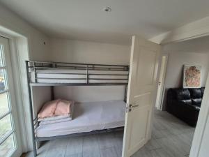 Postel nebo postele na pokoji v ubytování Marku House 2-plans huse