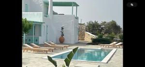 Bazén v ubytování Aegean Queen Villas nebo v jeho okolí
