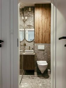 Ένα μπάνιο στο Apartament Lipowa Centrum +1 φωτογραφίες