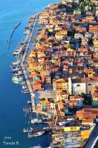 an aerial view of a harbor with boats in the water at La casa di Alice in Venice