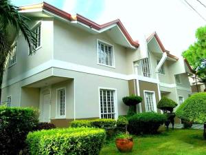 홀리데이 홈 건물