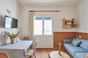 TV a/nebo společenská místnost v ubytování Horta V - Dúplex Cadaquès