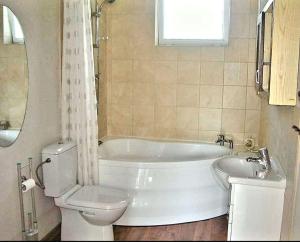 Foto dalla galleria di KWATERA AGROTURYSTYCZNA "Pod Dębiną" W NIELISZU a Nielisz