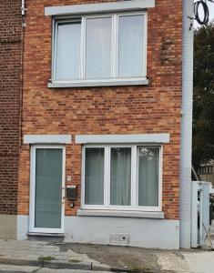 Το κτήριο όπου στεγάζεται  το διαμέρισμα