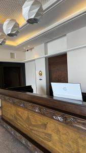 Телевізор і / або розважальний центр в Gulf Crown Hotel Apartment