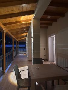 Balkón nebo terasa v ubytování Guest House Mali