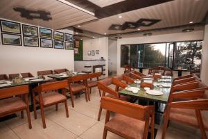 Χώρος καθιστικού στο Hotel Blue Heaven - Best Hotel in Dalhousie