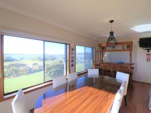 Μια τηλεόραση ή/και κέντρο ψυχαγωγίας στο Chez Belle Vue