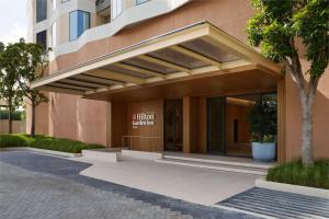 Hilton Garden Inn Rayong的门面或入口
