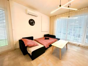 Gallery image of Klimatizovaný Apartmánový dom s vírivkou, 10A in Senec +20 photos