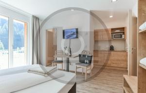 A bed or beds in a room at Hochwertige Ferienwohnung