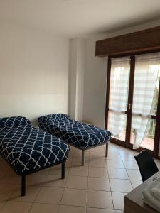 Postel nebo postele na pokoji v ubytování Bed &... Fly